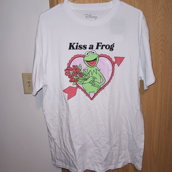 NEW Men's The Muppets Kermit Kiss Short Sleeve Crewneck T-Shirt - White - Picture 2 of 7
